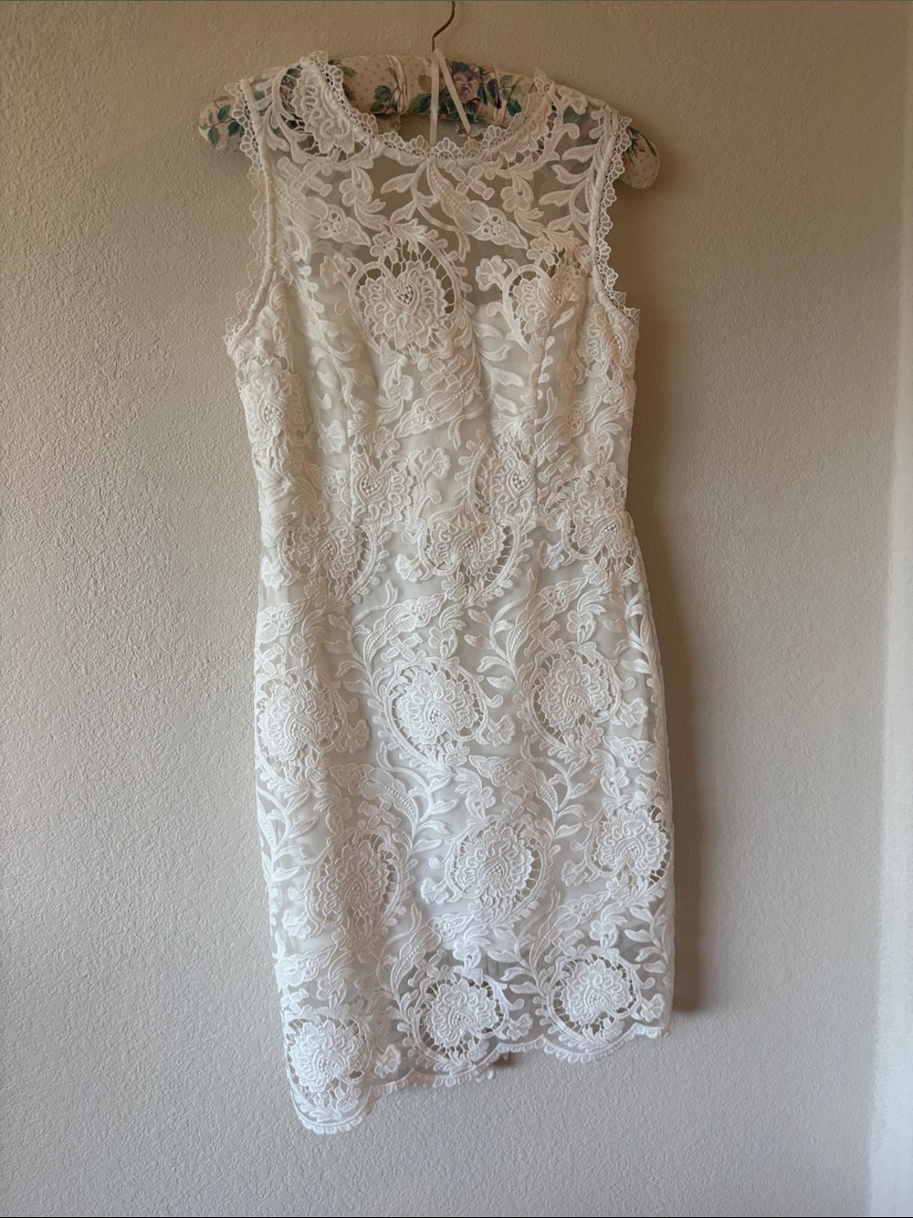 Wedding White Summery lace no sleeve dress!